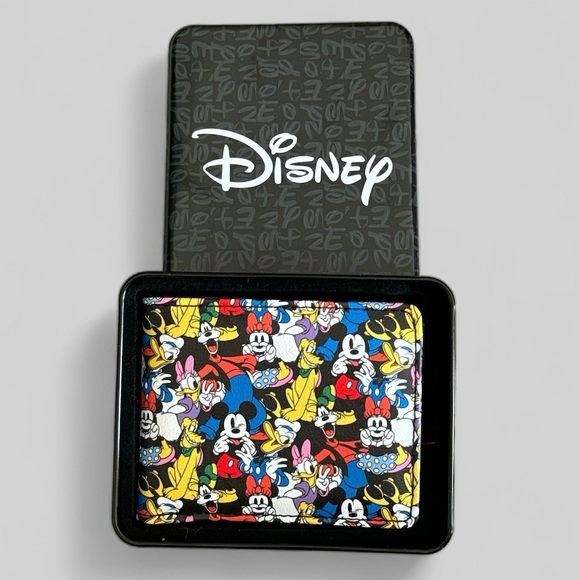 Disney & friends bi- fold wallet Brand new in tin - Picture 1 of 3